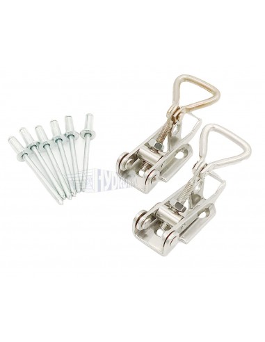 Klamry mocujące zatyczkę ramy windy...