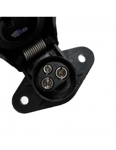 14. Gniazdo 3 pinowe płaskie - małe